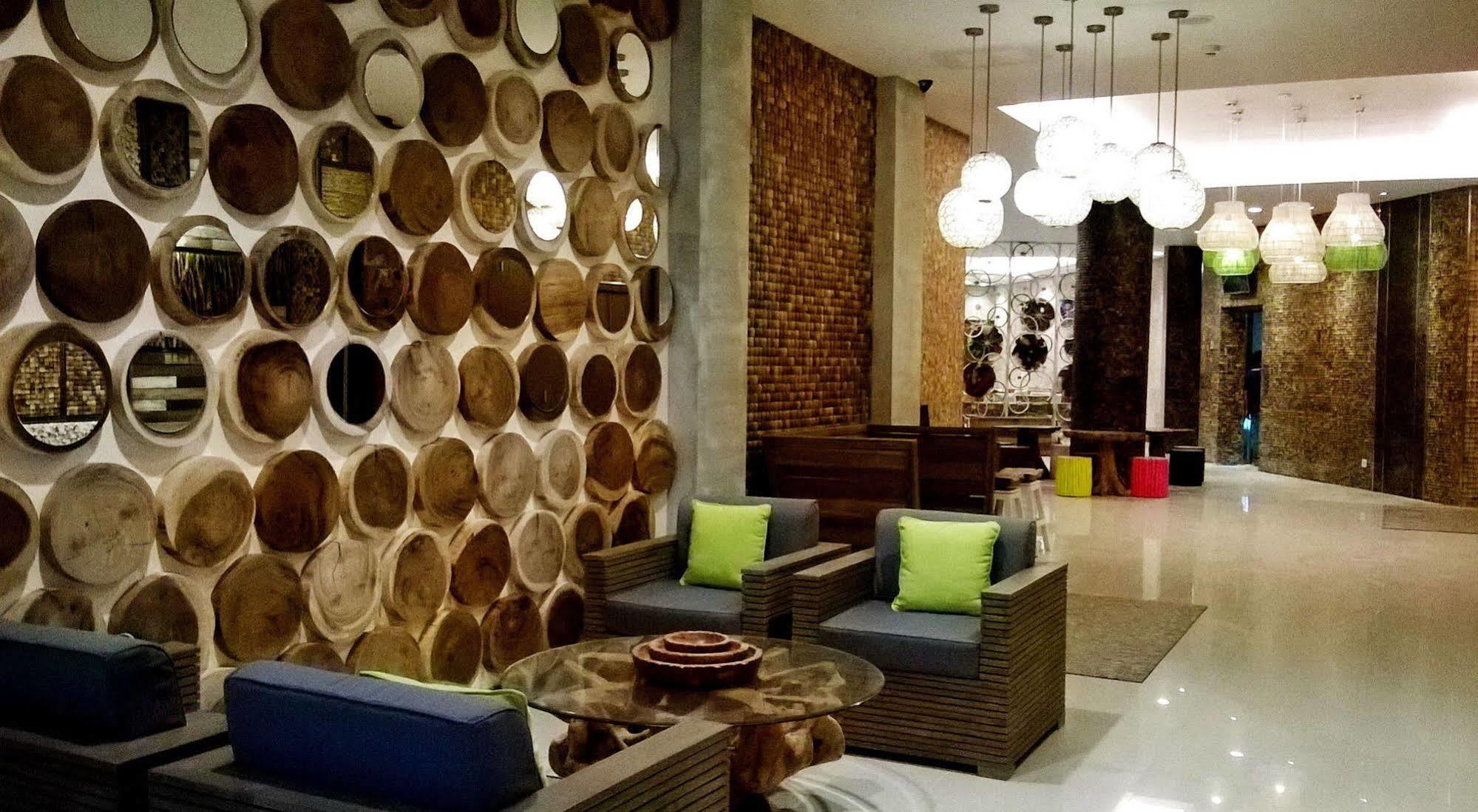 Greenotel Cilegon Exterior photo